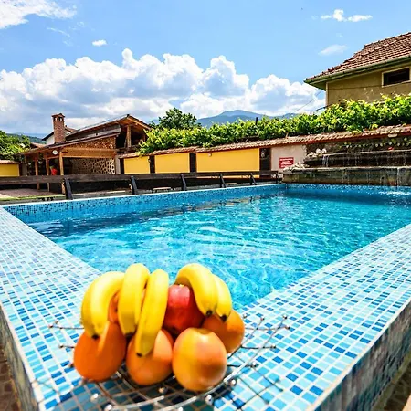Dinaya Casa de Férias