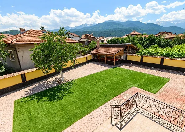 Case de vacanță Dinaya